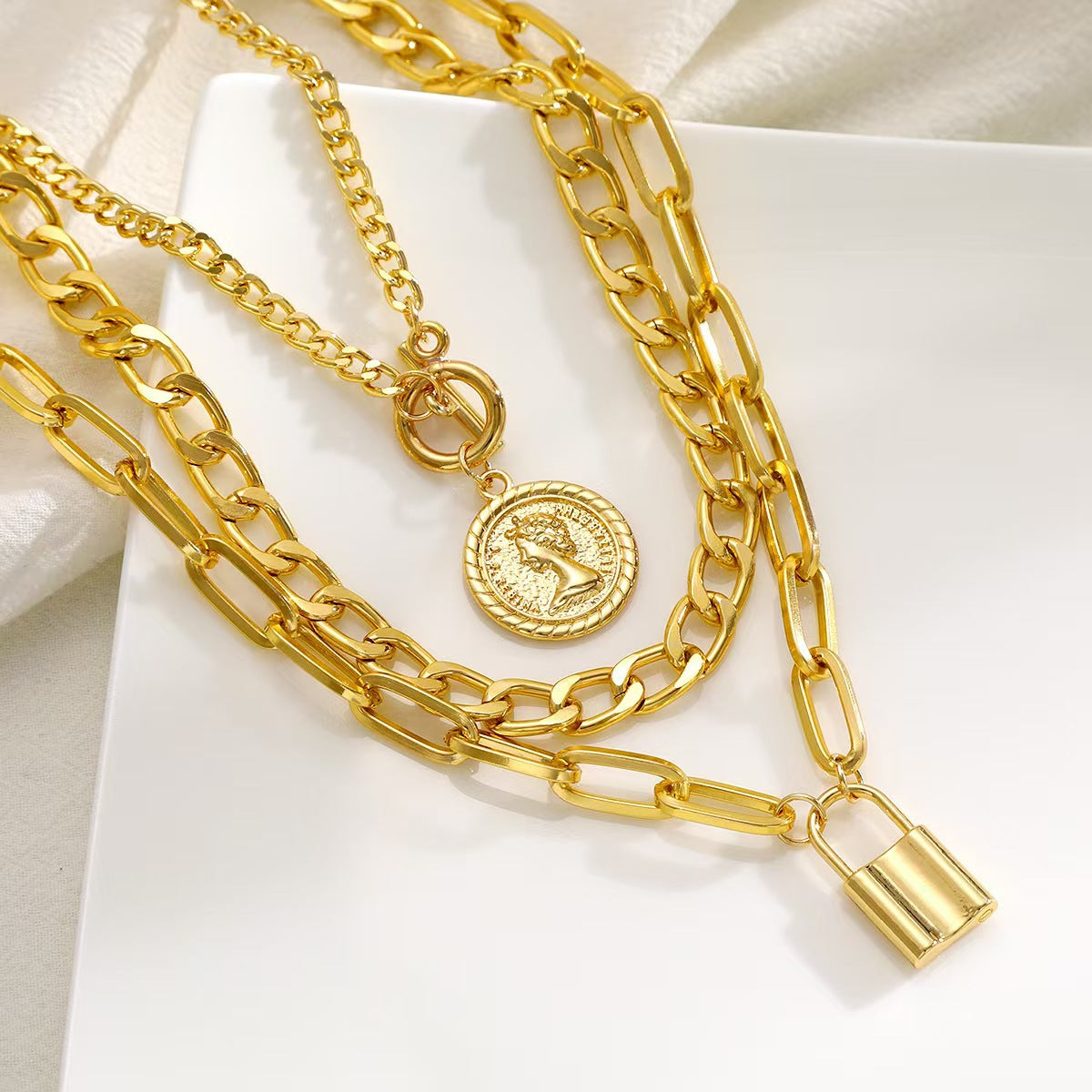 Collier Multicouche Portrait — Bijou Tendance