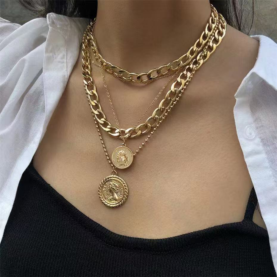 Collier Multicouche Portrait — Bijou Tendance